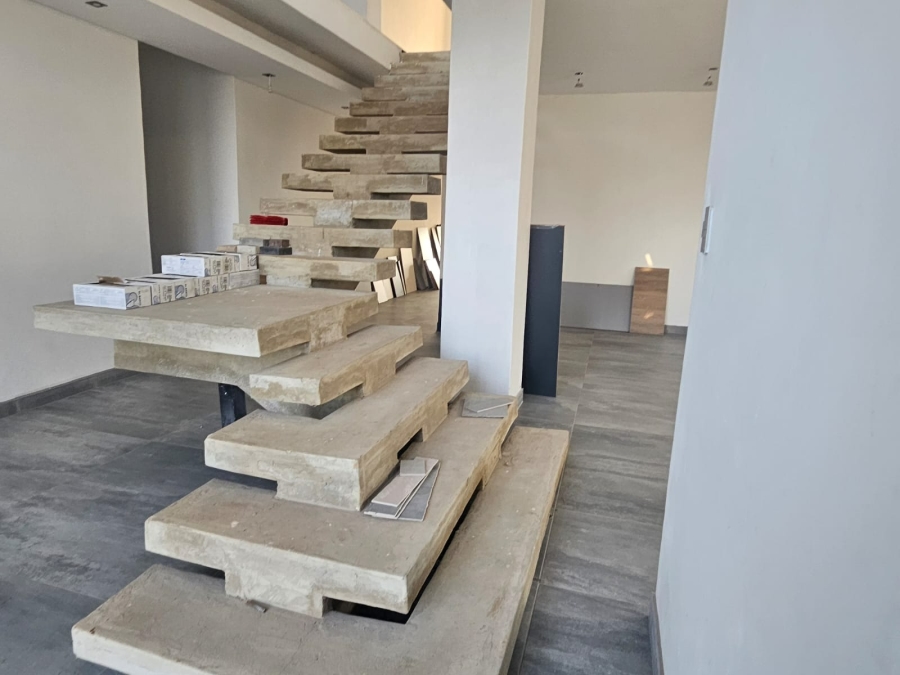 7 Bedroom Property for Sale in Melodie North West